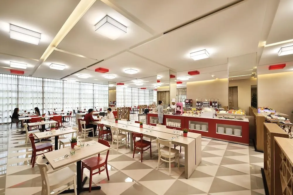 Genting Hotel Jurong سنغافورة 4*,